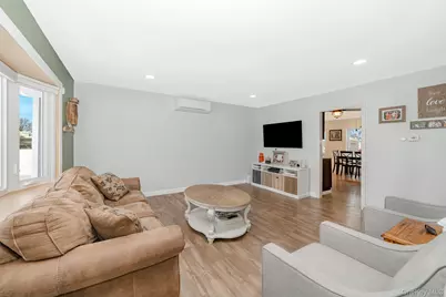 126 Boston Avenue, Massapequa, NY 11758 - Photo 8