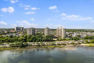 17-85 215th St, Bayside, NY 11360 - Photo 26