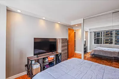 17-85 215th Street #9L, Bayside, NY 11360 - Photo 8