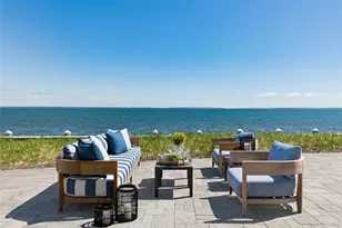 10 Barrett Dr, Hampton Bays, NY 11946 - Photo 8