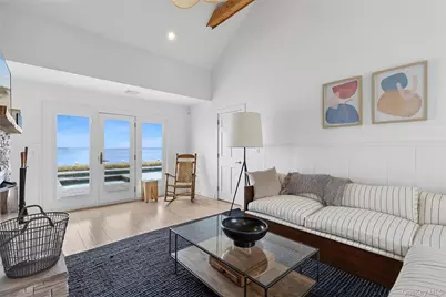 10 Barrett Drive, Hampton Bays, NY 11946 - Photo 14