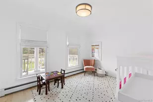 10 Barrett Dr, Hampton Bays, NY 11946 - Photo 16