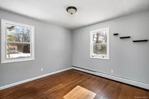 93 Garfield Blvd, Farmingdale, NY 11735 - Photo 16