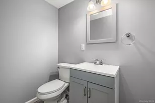 93 Garfield Blvd, Farmingdale, NY 11735 - Photo 22