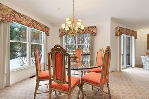 7 Club Pointe Dr, White Plains, NY 10605 - Photo 16