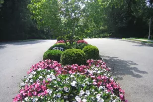 7 Club Pointe Dr, White Plains, NY 10605 - Photo 8