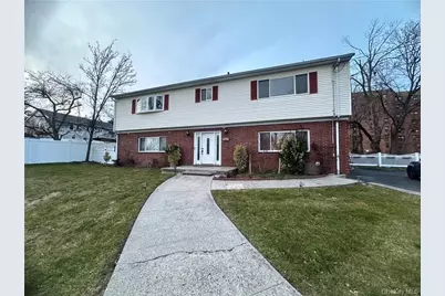 545 Pelham Road, New Rochelle, NY 10805 - Photo 2