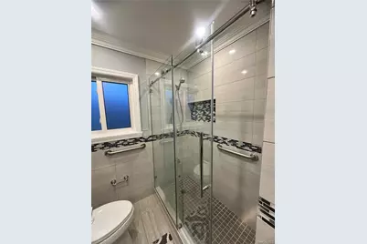 545 Pelham Road, New Rochelle, NY 10805 - Photo 10