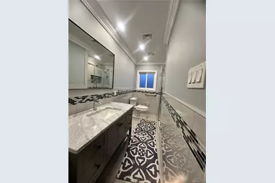 545 Pelham Road, New Rochelle, NY 10805 - Photo 8