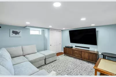 60 Cherry Street, Massapequa, NY 11758 - Photo 16