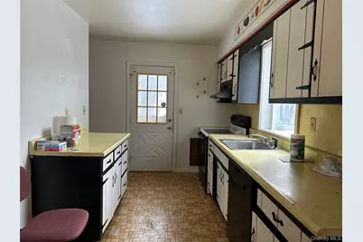 77 Melrose Avenue, New Windsor, NY 12553 - Photo 6