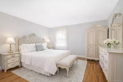 201 Shonnard Terrace, Yonkers, NY 10701 - Photo 10