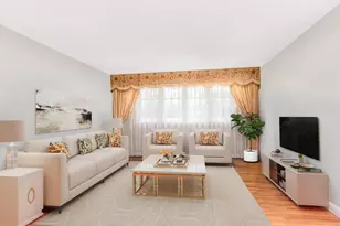 201 Shonnard Terrace, Yonkers, NY 10701 - Photo 2