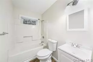 15 Park Pl, Hyde Park, NY 12538 - Photo 8