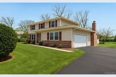 28 Sycamore Avenue, Lake Grove, NY 11755 - Photo 2