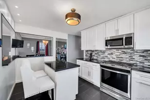 488 Pershing Blvd, Rockville Centre, NY 11570 - Photo 20