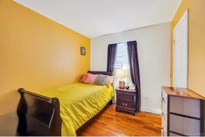 488 Pershing Blvd, Rockville Centre, NY 11570 - Photo 26