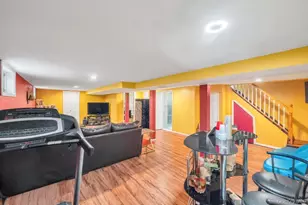 488 Pershing Blvd, Rockville Centre, NY 11570 - Photo 32