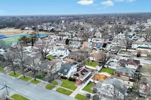 488 Pershing Blvd, Rockville Centre, NY 11570 - Photo 8