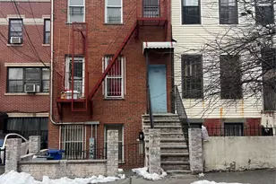 635 Eagle Ave, Bronx, NY 10455 - Photo 1