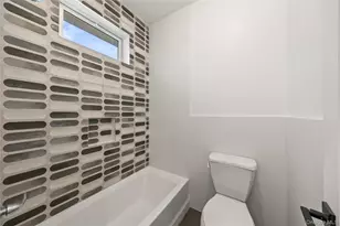 8 Memorial Park Dr, Spring Valley, NY 10977 - Photo 26