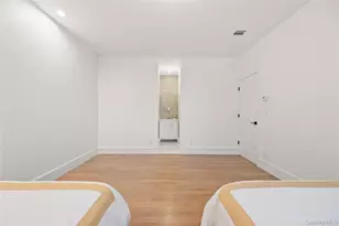 8 Memorial Park Dr, Spring Valley, NY 10977 - Photo 20