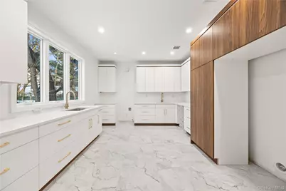 8 Memorial Park Drive #202, Spring Valley, NY 10977 - Photo 10