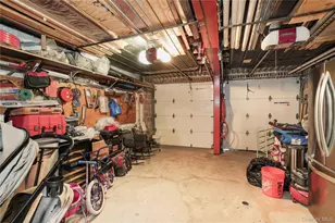 63-25 60th Pl, Ridgewood, NY 11385 - Photo 38