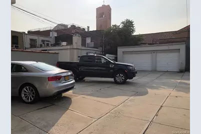 21-70 31st Street #2F, Astoria, NY 11105 - Photo 8