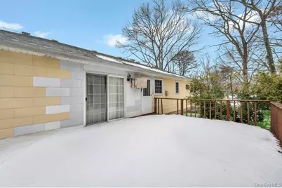 15 E Woodside Avenue, Patchogue, NY 11772 - Photo 34