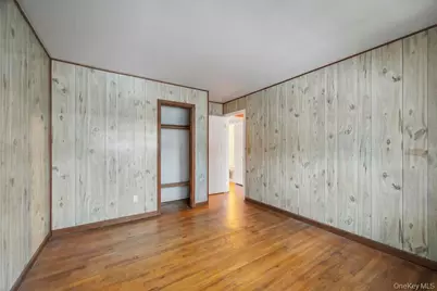 15 E Woodside Avenue, Patchogue, NY 11772 - Photo 18