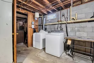 15 E Woodside Ave, Patchogue, NY 11772 - Photo 28