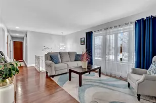 6 Little Ct, Deer Park, NY 11729 - Photo 8