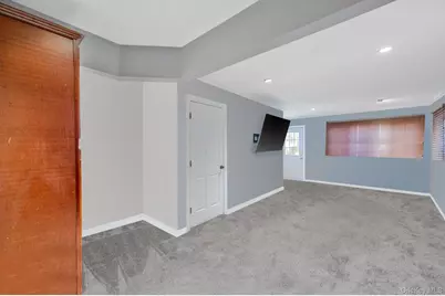 21910 132nd Road, Springfield Gardens, NY 11413 - Photo 6