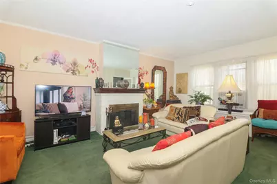 2555 Westervelt Avenue, Bronx, NY 10469 - Photo 6