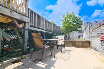 2555 Westervelt Avenue, Bronx, NY 10469 - Photo 20