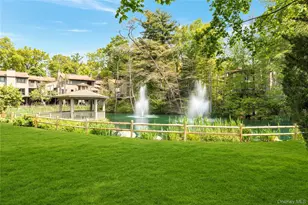 194 Alta Terrace Terrace, Jericho, NY 11753 - Photo 30