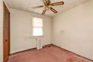 30 Putnam Ave, Lynbrook, NY 11563 - Photo 12