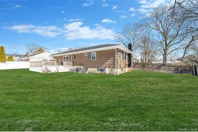 126 Floyd Road, Shirley, NY 11967 - Photo 34