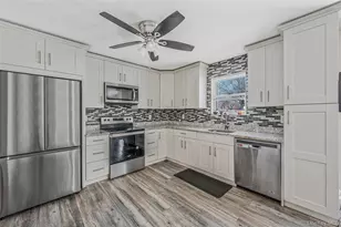 126 Floyd Rd, Shirley, NY 11967 - Photo 10