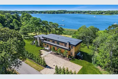 8 Hilo Drive, Shelter Island, NY 11964 - Photo 1