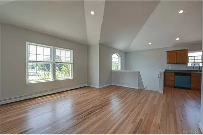 2163 Sunrise Highway, Islip, NY 11751 - Photo 8