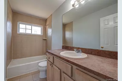 2163 Sunrise Highway, Islip, NY 11751 - Photo 22