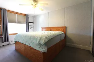 65-09 77th Pl, Middle Village, NY 11379 - Photo 8