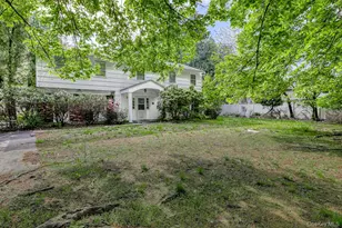 38 Forshay Rd, Monsey, NY 10952 - Photo 2