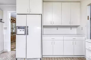 38 Forshay Rd, Monsey, NY 10952 - Photo 14