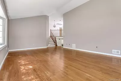 38 Forshay Road, Monsey, NY 10952 - Photo 20