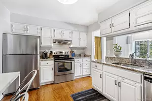 17 Foxwood Dr, Pleasantville, NY 10570 - Photo 10