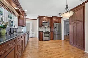1468 Tyler Ave, East Meadow, NY 11554 - Photo 10