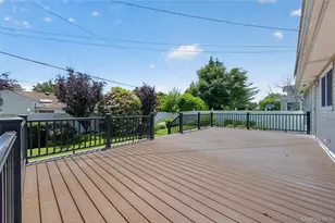 1468 Tyler Ave, East Meadow, NY 11554 - Photo 26